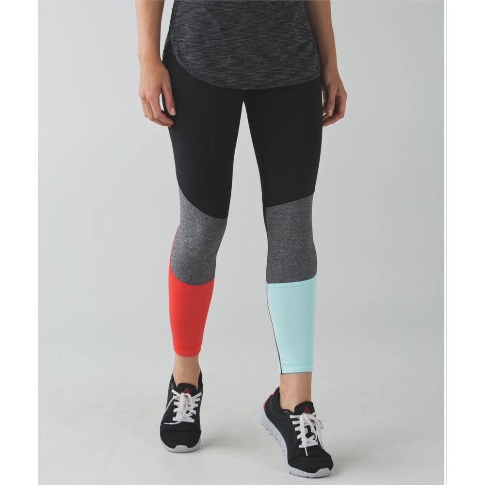 Lululemon Pedal To The Medal 7/8 Tight Black Alarming Tranquil Blue Size 2 XXS